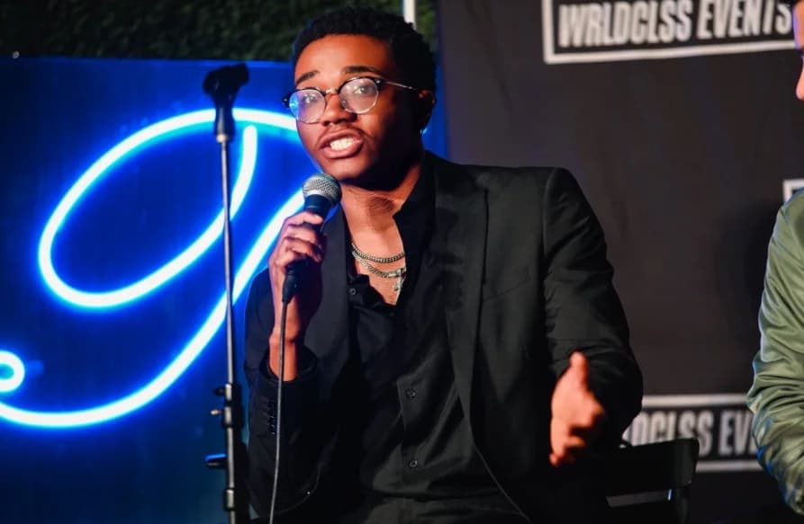 AI နည်းပညာကို အသုံးပြုပြီး တစ်နေ့ ၂ နာရီသာ အလုပ်လုပ်ကာ တစ်နှစ်ကို ဒေါ်လာ ၇ သိန်း ရှာဖွေနေသူ