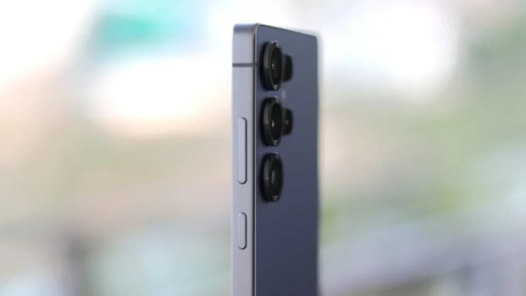 တရားဝင် မထွက်သေးတဲ့ Galaxy S26 Ultra ကို လက်ဦးမှုရယူပြီး ဝယ်သုံးနေတဲ့ ဒူဘိုင်းက ယူကျုဘာ