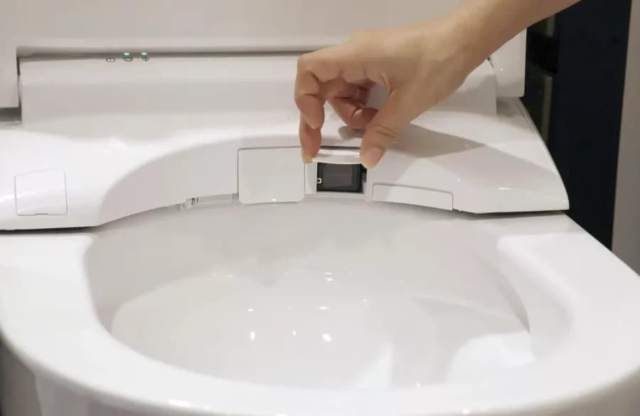 နည်းပညာမြင့် အိမ်သာများဖြင့် ကျန်းမာရေးစစ်ဆေးနိုင်မည့်ခေတ် ရောက်ရှိလာ