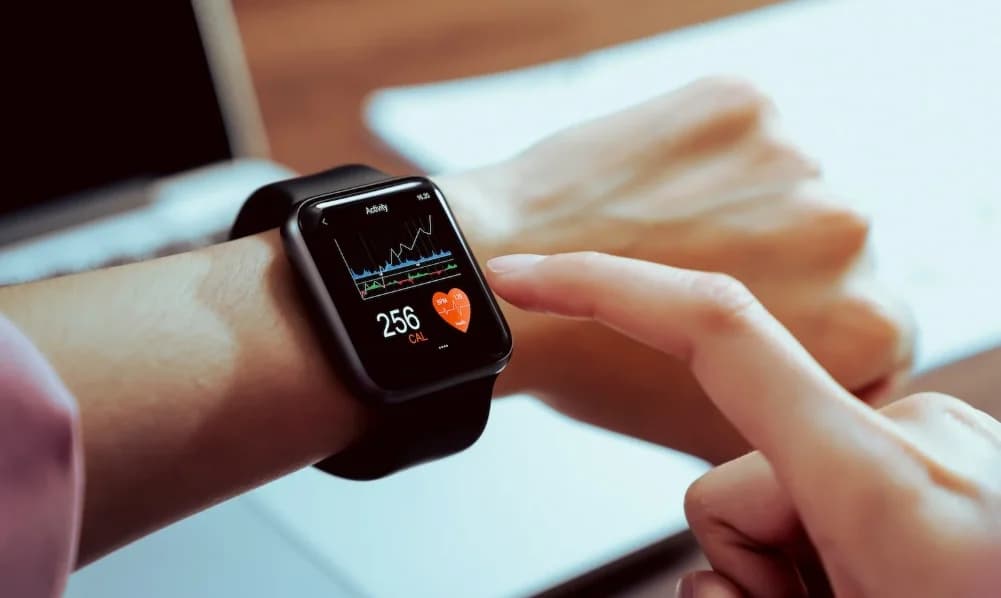 ဆရာဝန်မလိုဘဲ ရောဂါစစ်ပေးမယ့် Wearable Health Tech များ (လက်ကောက်ဝတ်ပေါ်က ကျန်းမာရေးလက်ထောက်)