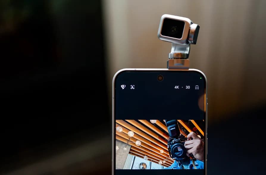 Honor Robot Phone with World's Smallest 200MP Gimbal Camera Arrives