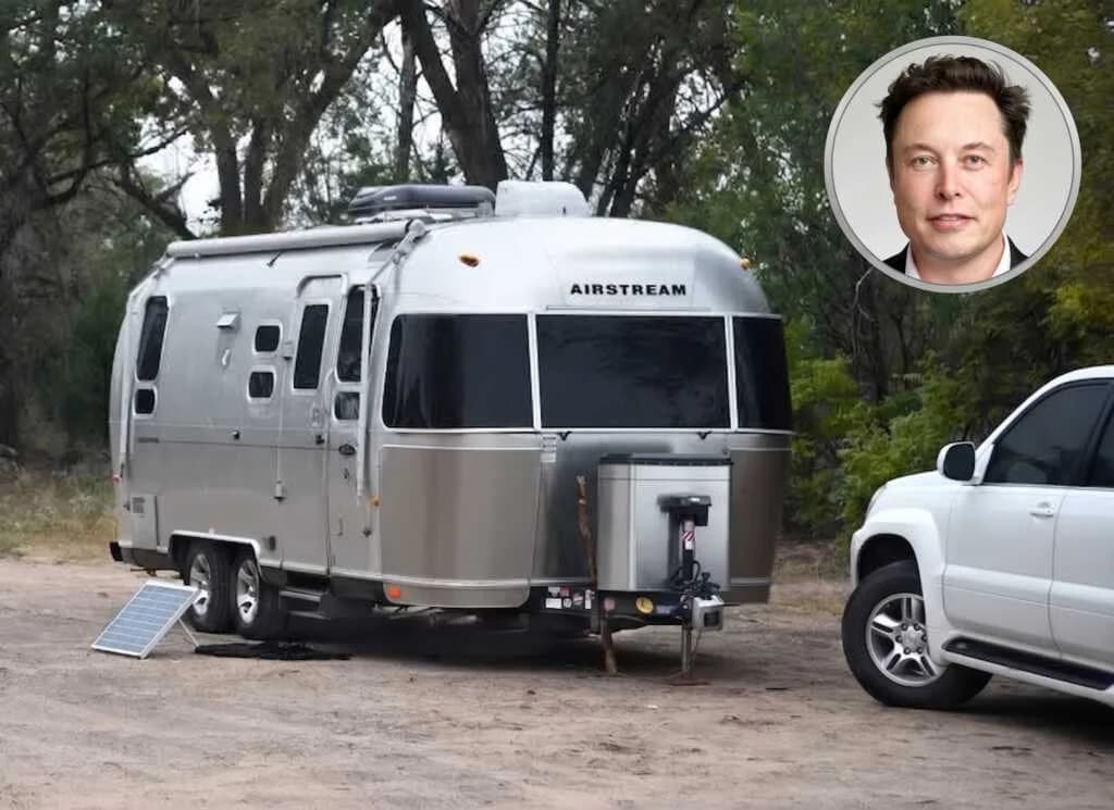 World's Richest Billionaire Elon Musk Currently Living in a Trailer